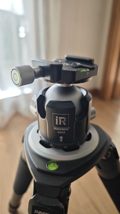 Tripé fibra de carbono INNOREL