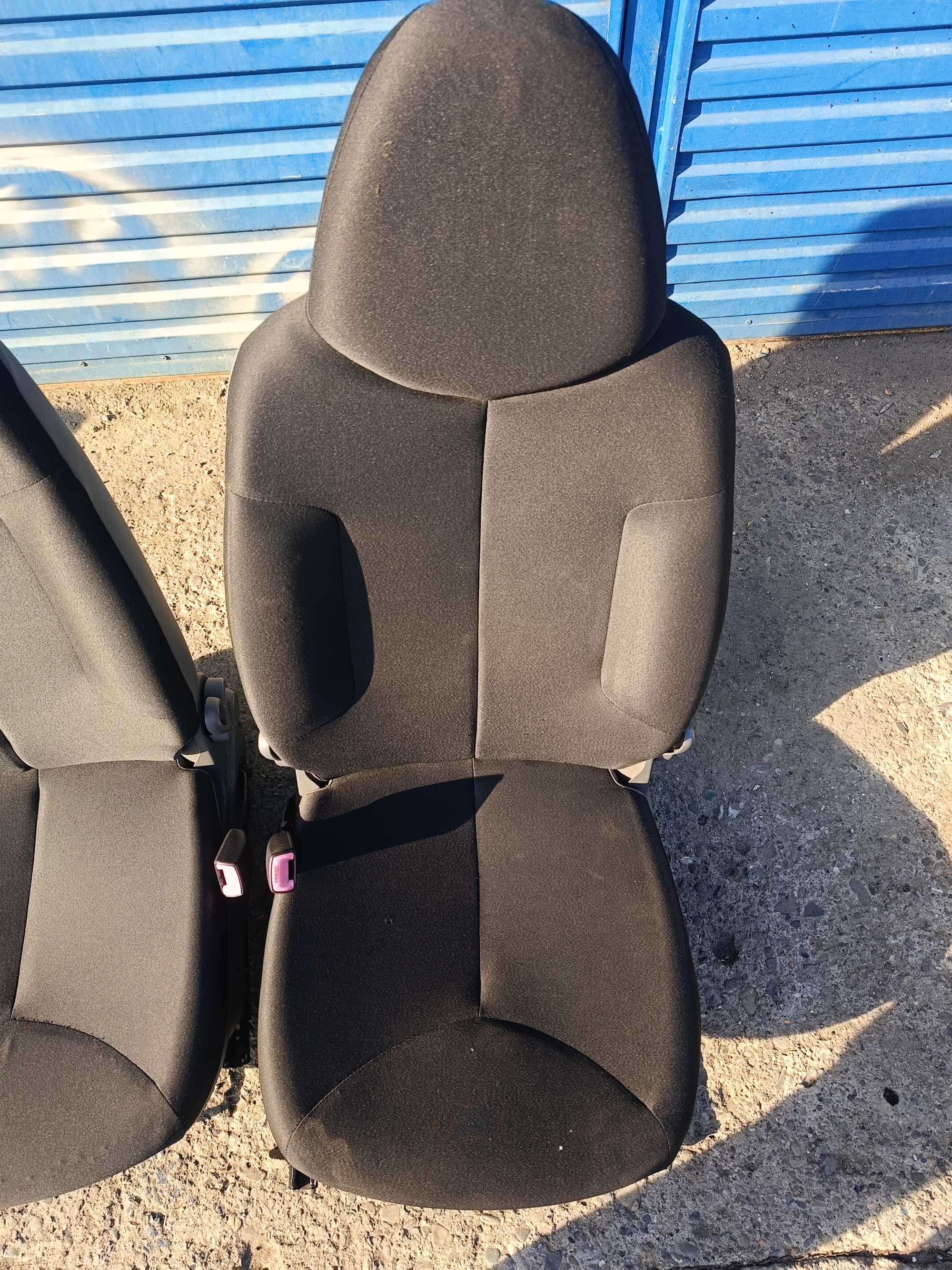 Fotel Kierowcy / Fotel Pasażera Toyota Aygo I 5D