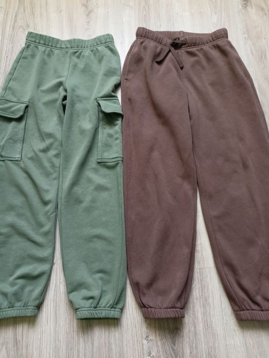 Spodnie dresowe dziewczęce 134 H&M
