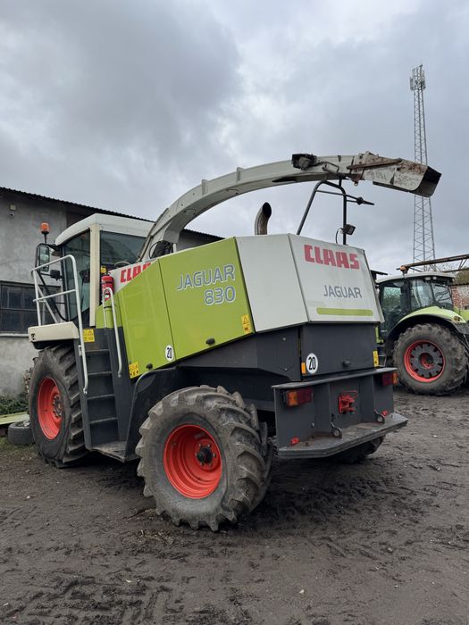 Sieczkarnia CLAAS Jaguar 830 + przystawka Kemper Champion 4500
