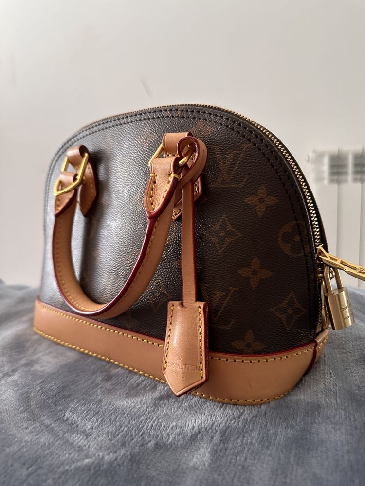 Louis Vuitton Alma BB