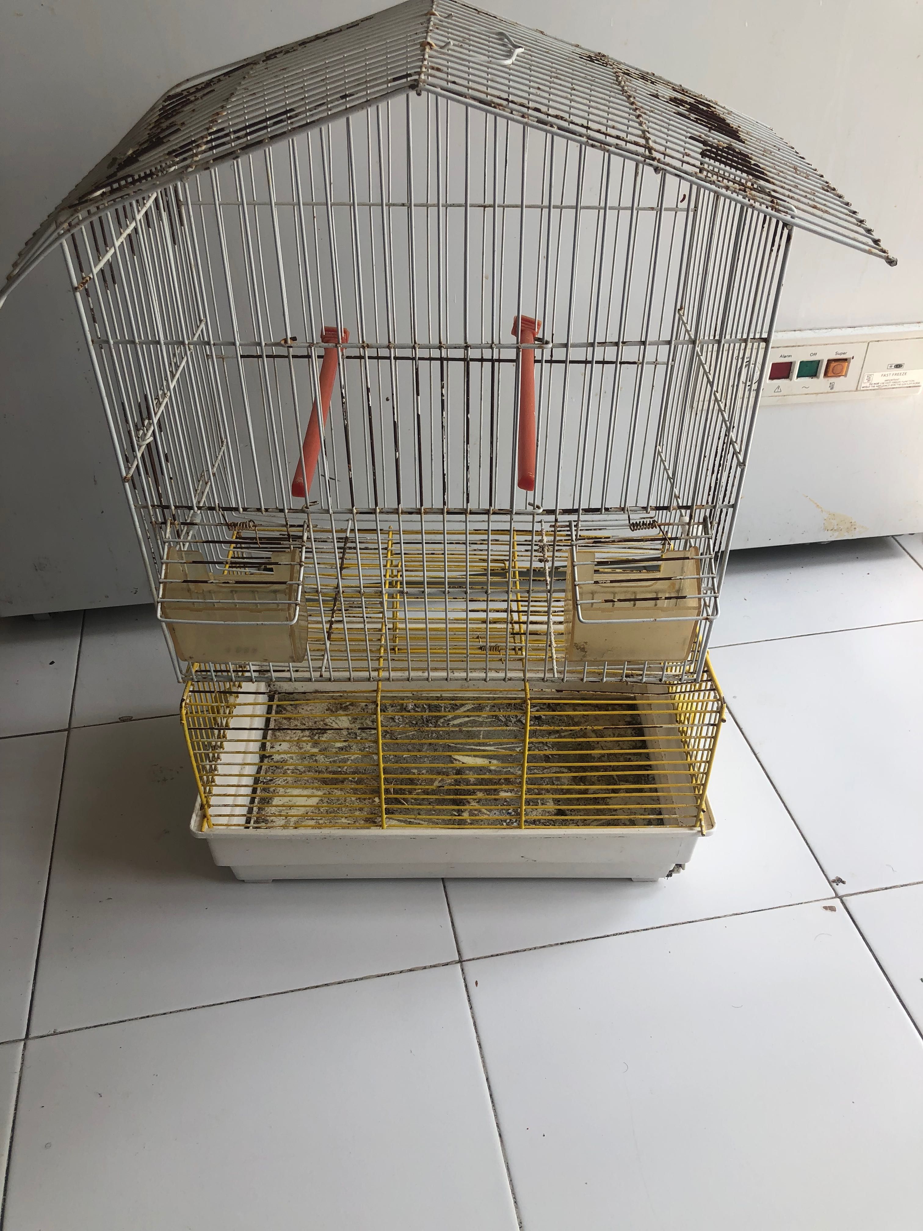 Duas gaiolas para venda