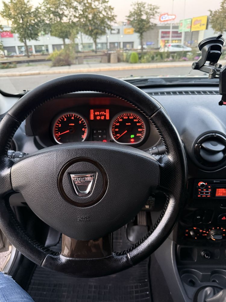 Продам Dacia Daster 1.6GBO