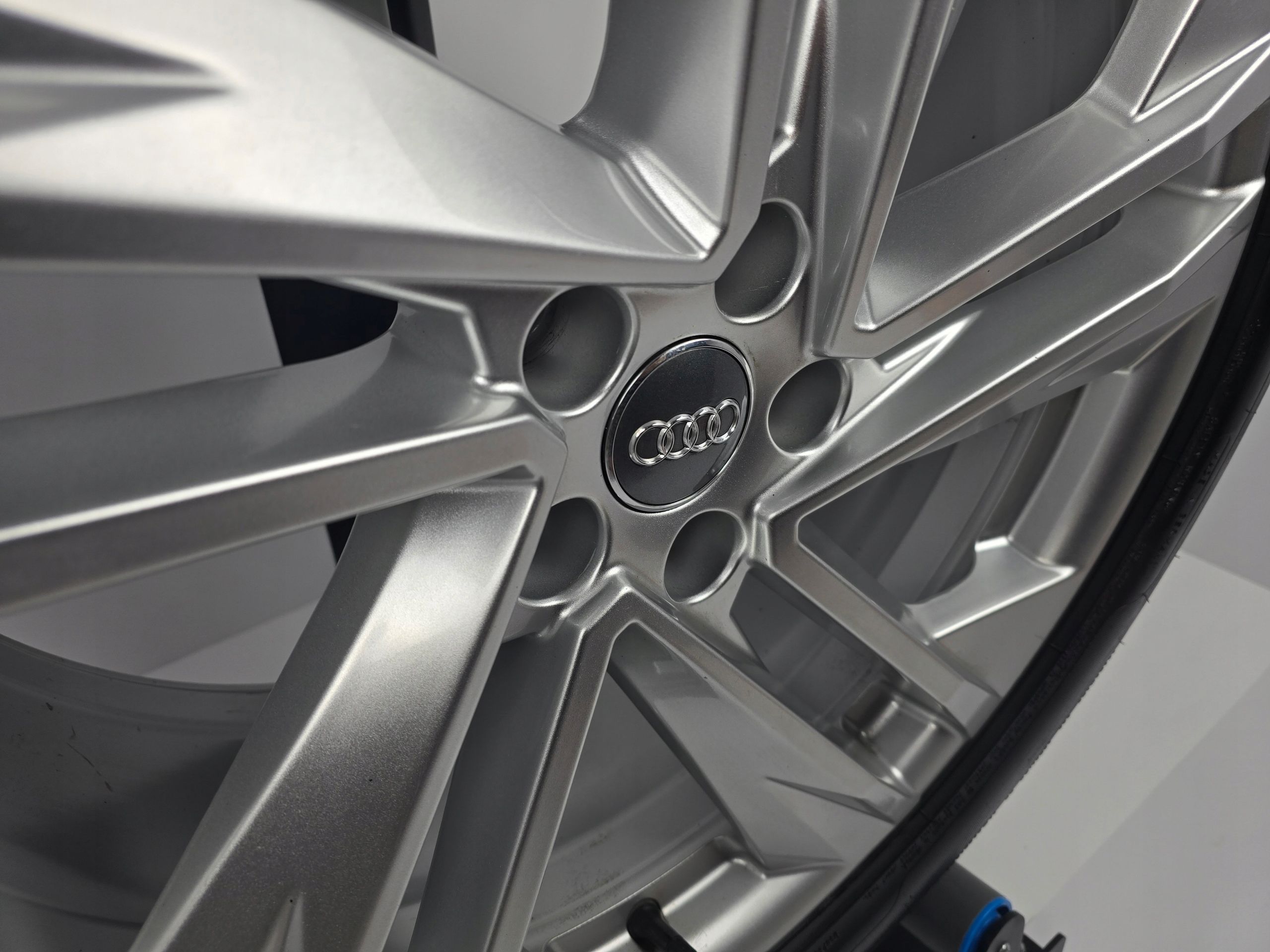 Oryginalne Koła Felgi Audi 20 A5 S5 RS5 A7 S7 A8 Q7 SQ7 Q8 SQ8 E-tron
