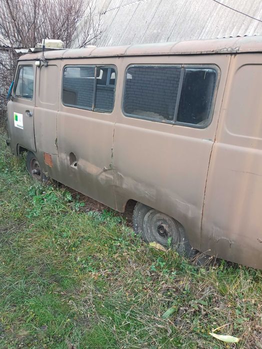 Продам  УАЗ 3741