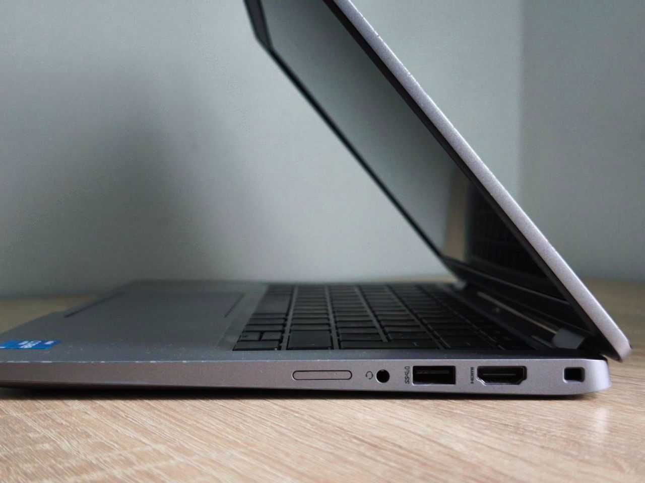 Dell Latitude 5320 "13,3 / i5 1145G7/ Win 11/ 8gb ram/ SSD 256gb