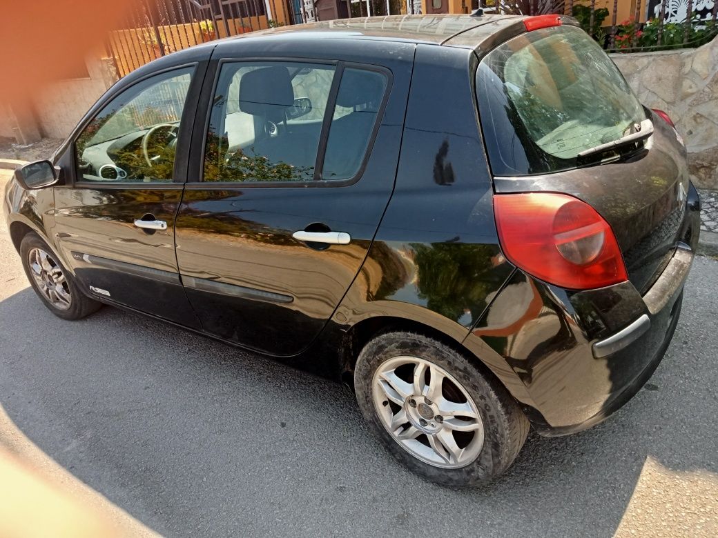 renault  clio 3  1.5 dci