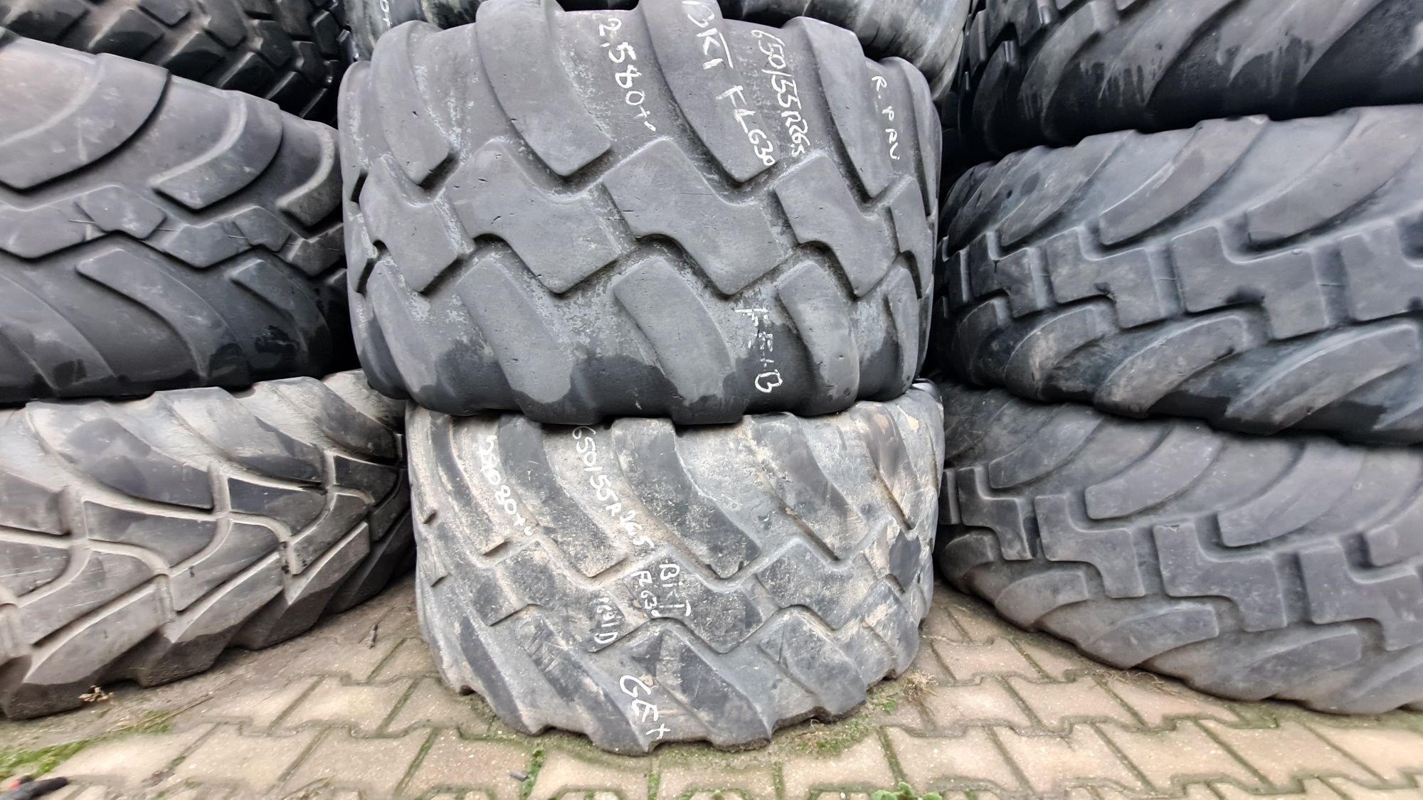 Opony 650/55R26.5 BKT