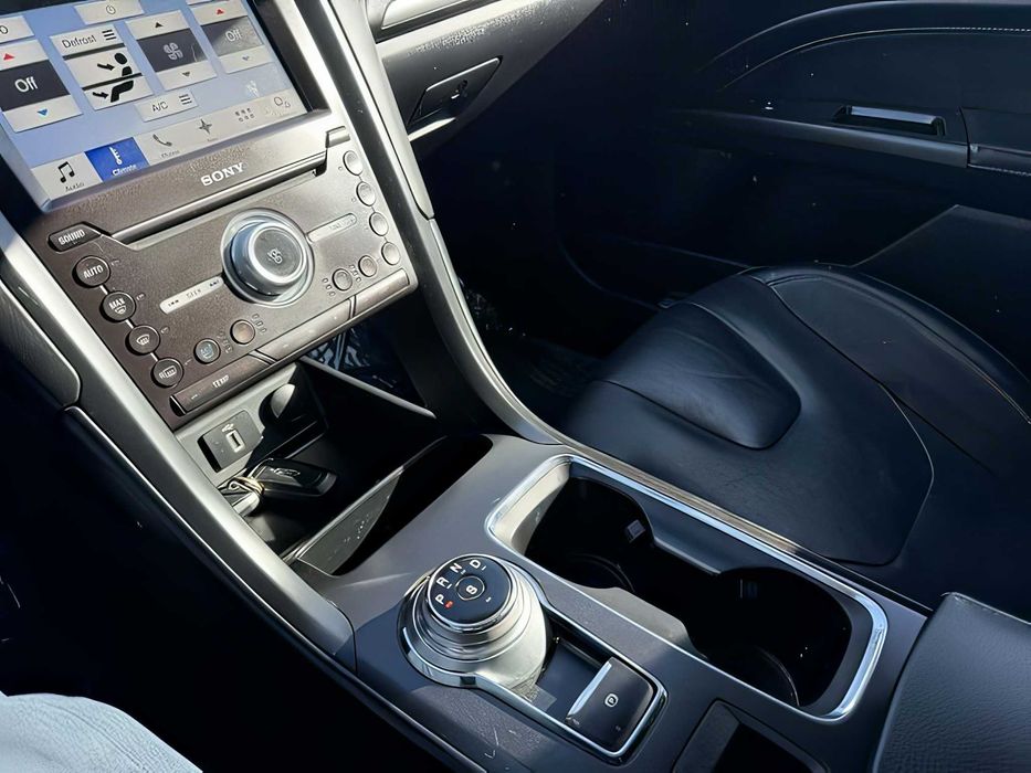 Ford Fusion      2017