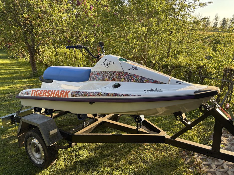Skuter wodny Tigershark + przyczepka