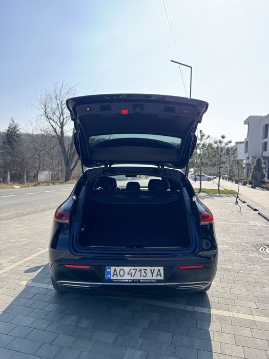 Mercedes-Benz EQC 400