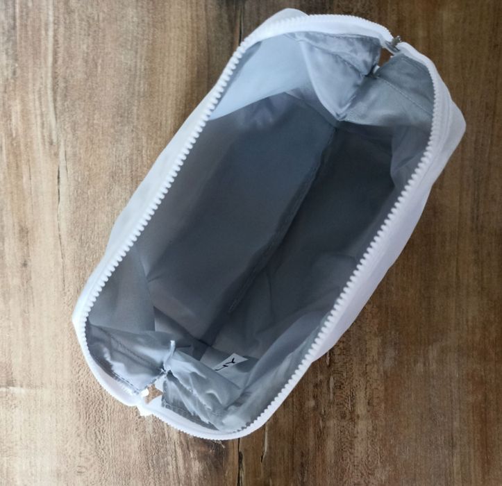 Косметичка набір сиворотки La Roche Posay Hyalu Retinol Mela spf маска