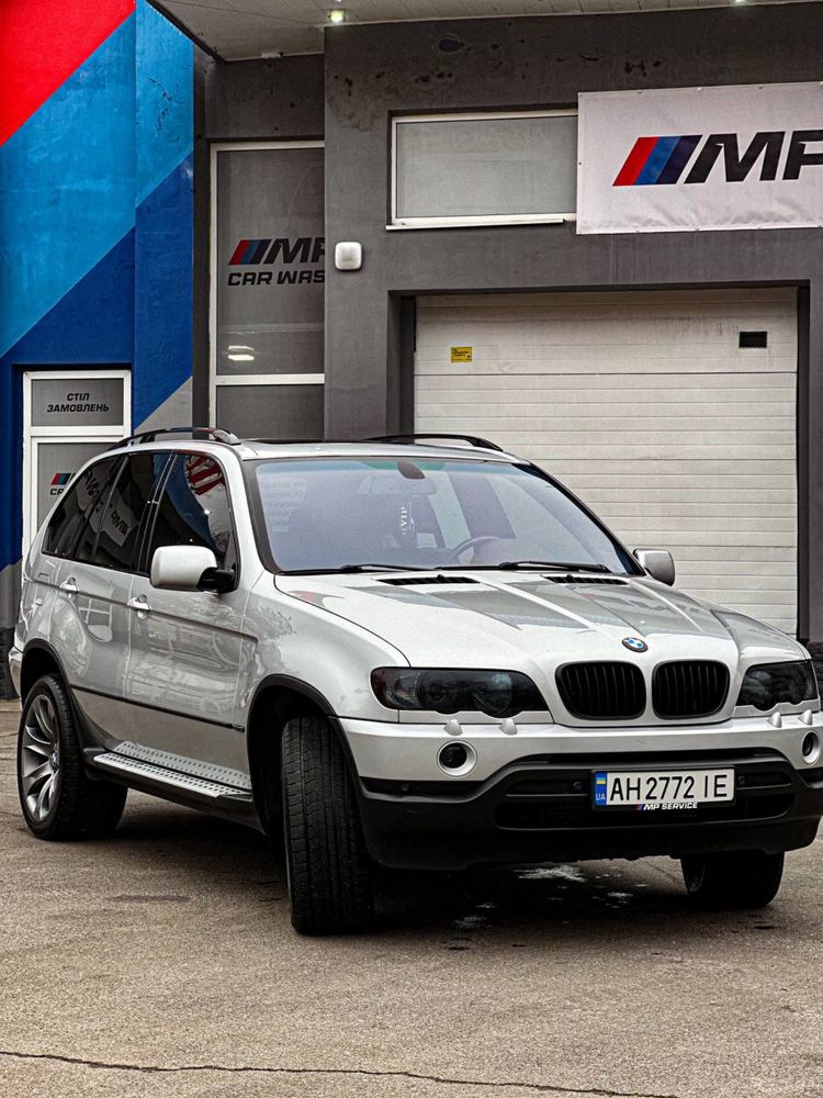 Продам BMW X5 E53