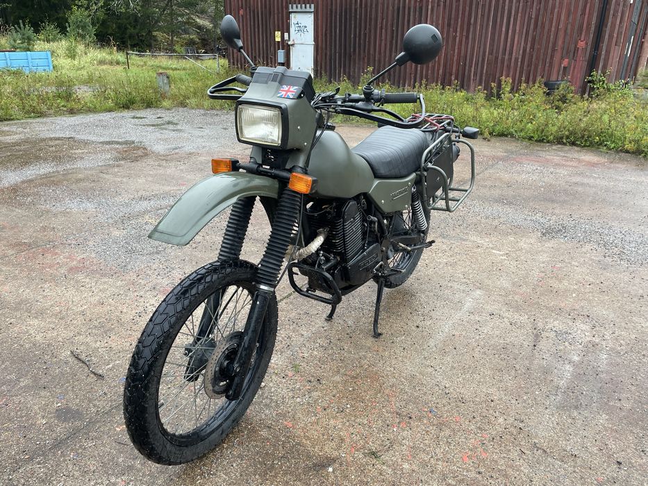 Armstrong MT 500 z 1984 roku