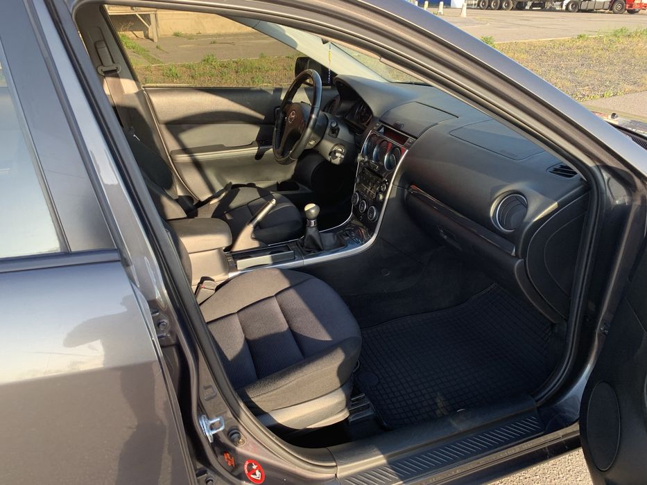 Mazda 6 универсал 2006г.  1.8 газ/бензин