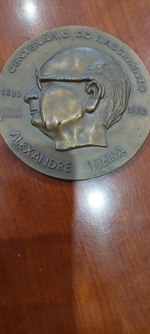 Medalha comemorativa de aniversario de alexandre vieira