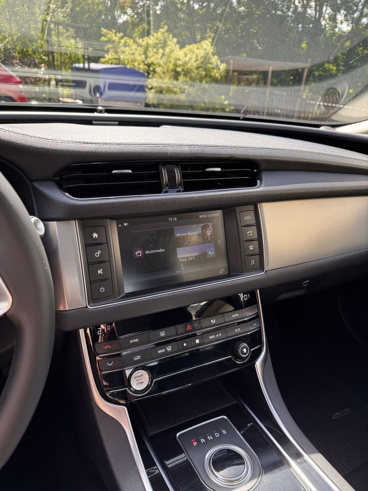 Jaguar XF 2018r 2.0D Automat 8HP Sprawny