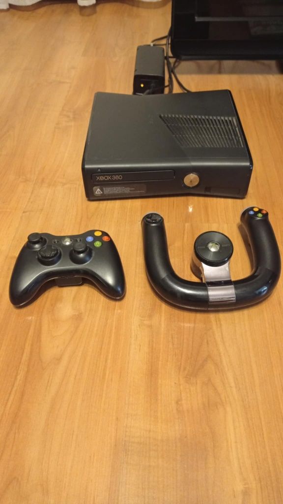 Xbox 360 wraz z telewizorem Sony Bravia 42"