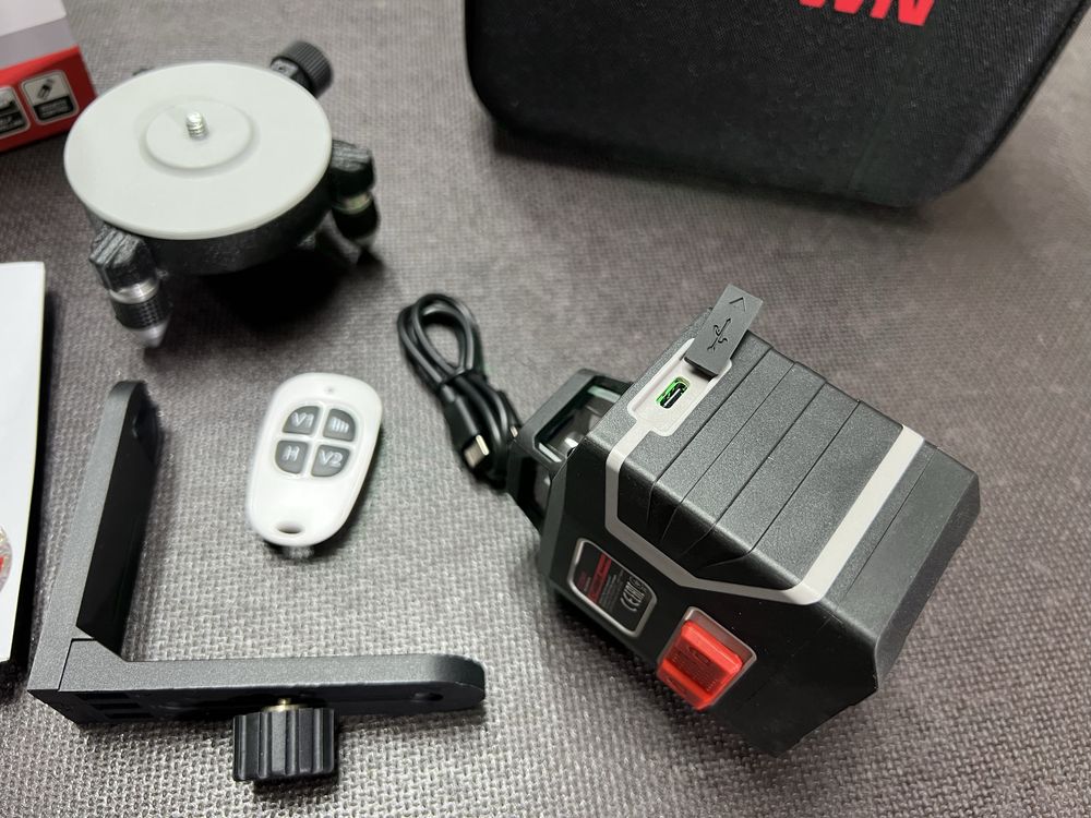 НОВИНКА! Лазерный уровень Crown CT44088-RTB Зеленый луч OSRAM диоды