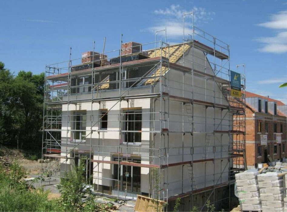 Wynajem sprzedaż rusztowań, osuszaczy, drabin dekarskich itd