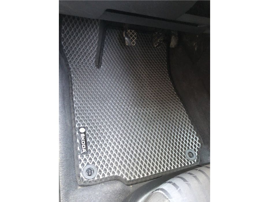 Коврики EVA Skoda Octavia I Tour A4 1996-2010 ( черные )