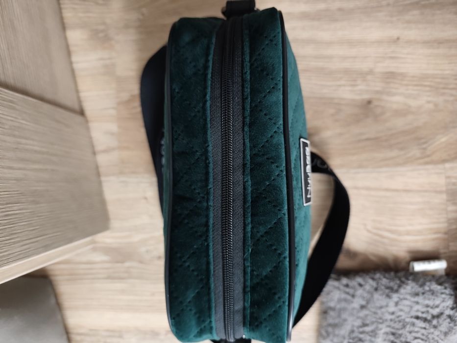 Nuubag torebka listonoszka