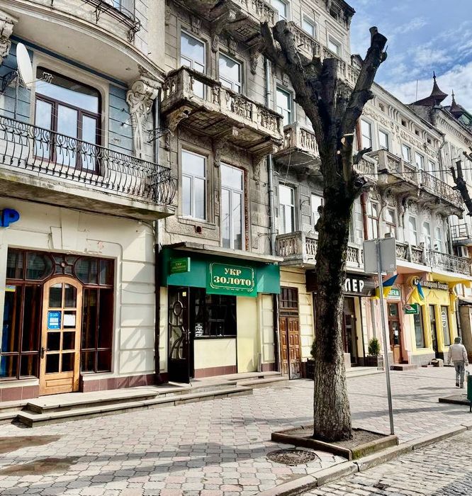 Продається 1-кімнатна квартира в центрі Чорткова