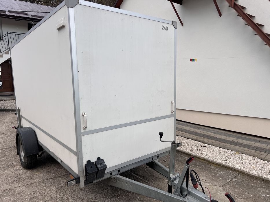 Przyczepa Cargo Furgon Niewiadów stan b.dobry