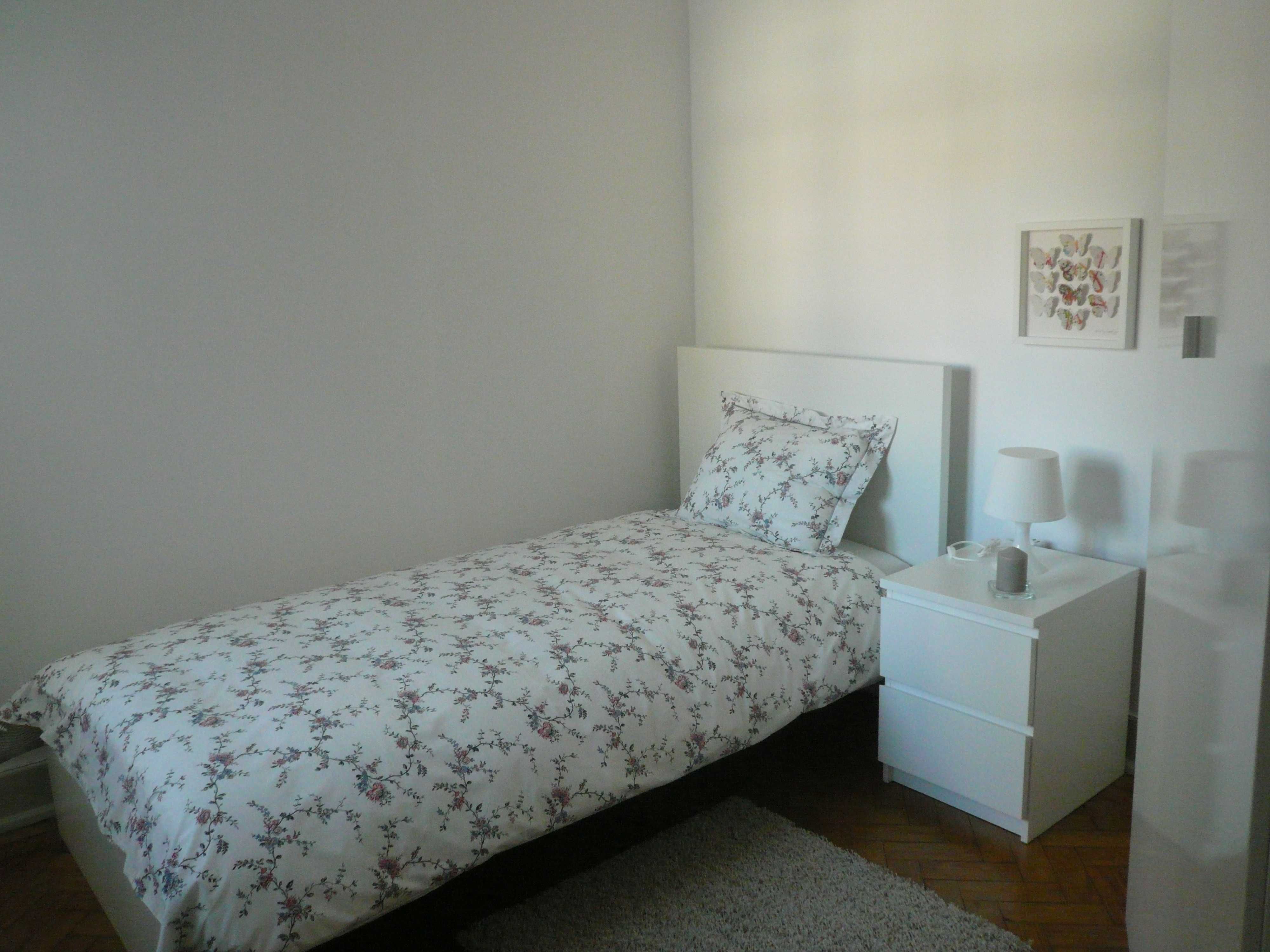 Quarto individual SALDANHA junto ao METRO