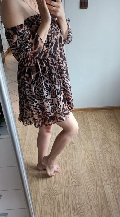 Sukienka w panterkę