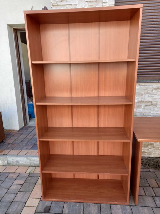 Biurko+regały+kontenerek