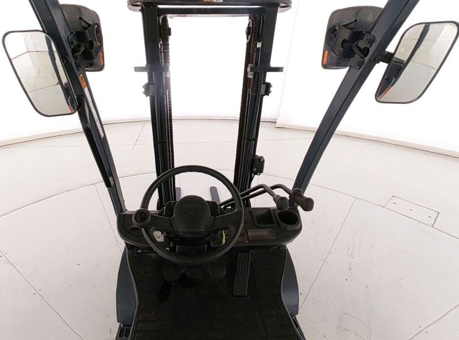 Погрузчик дизельний Toyota навантажувач дизельний