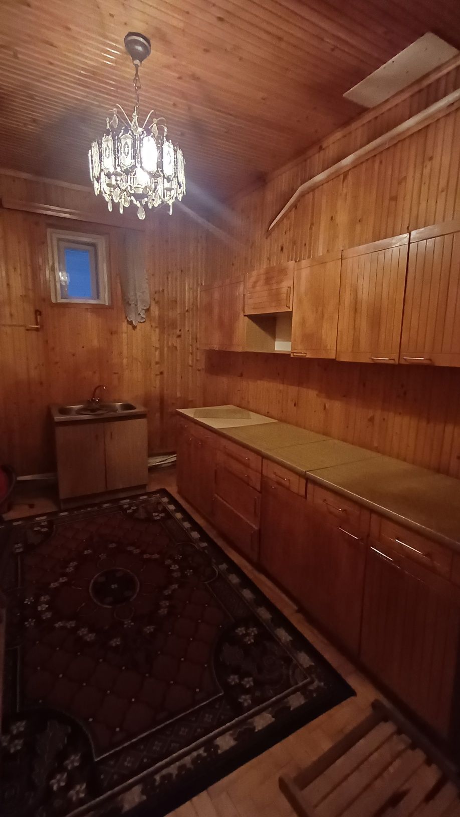 Будинок на 6 кімнат, Велика Добронь