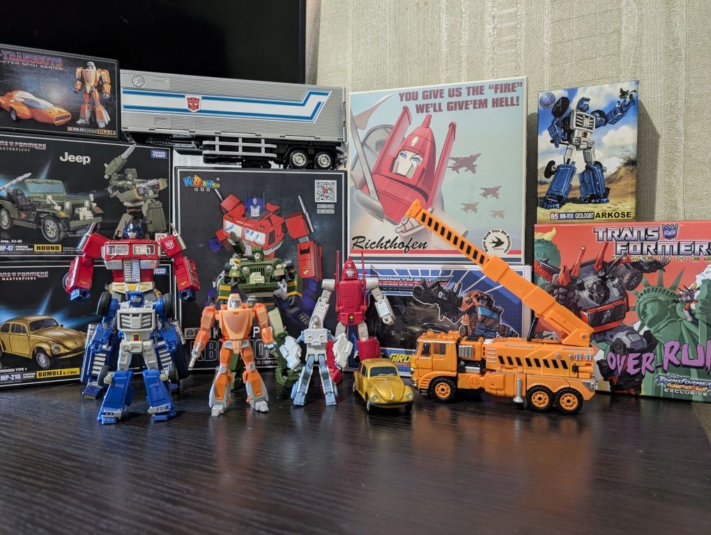 Трансформер Transformers KBB MP-10v Optimus Prime Masterpiece + трейле