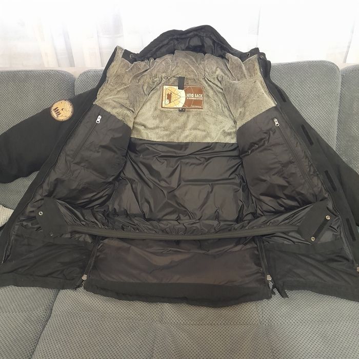 Зимова куртка чоловічка