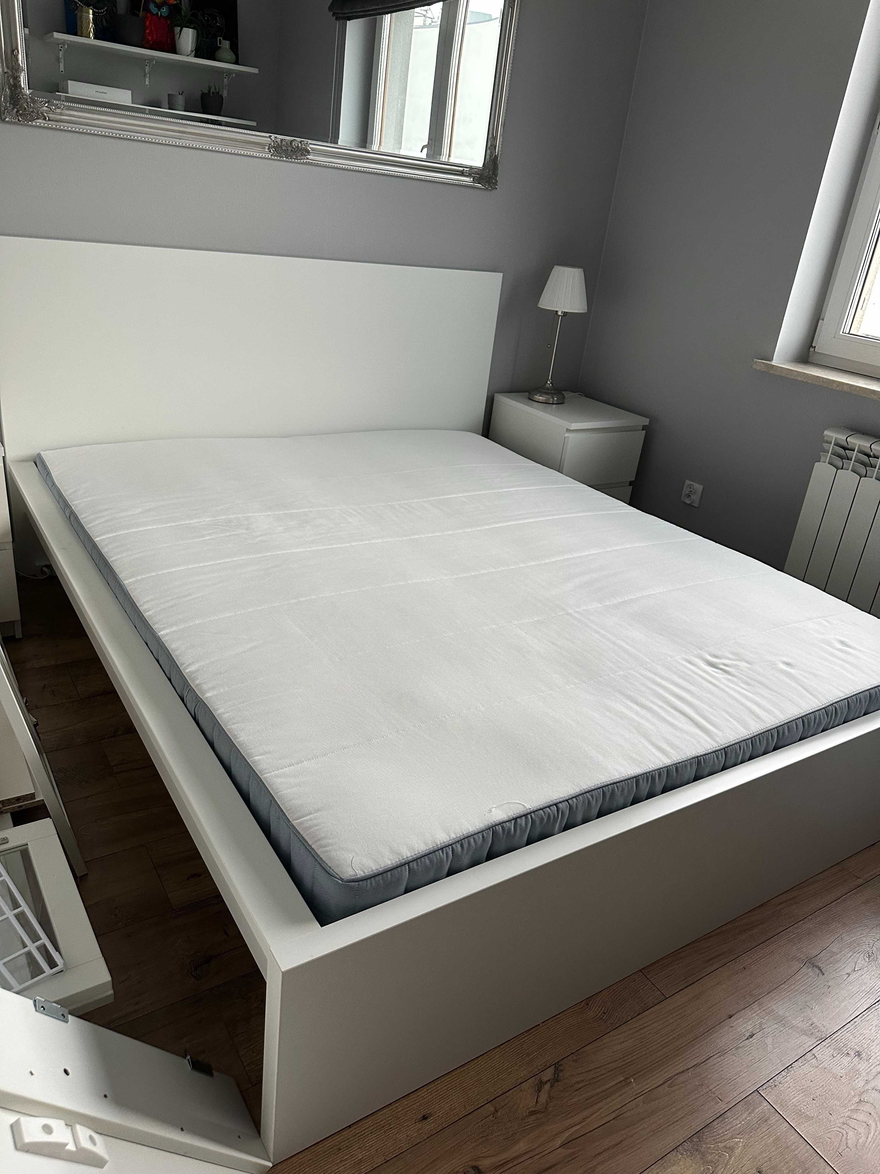 Sprzedam łóżko IKEA 180x200 z materacem