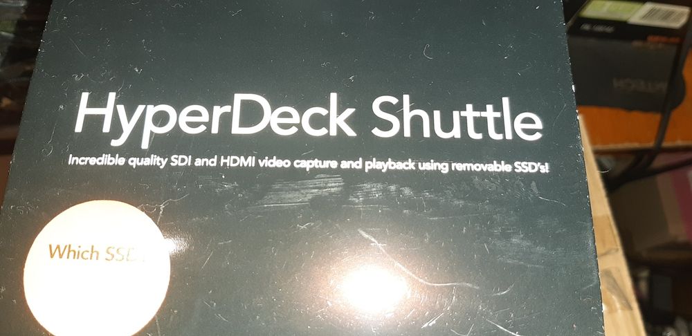 Blackmagic HyperDeck Shuttle (2) рідна коробка