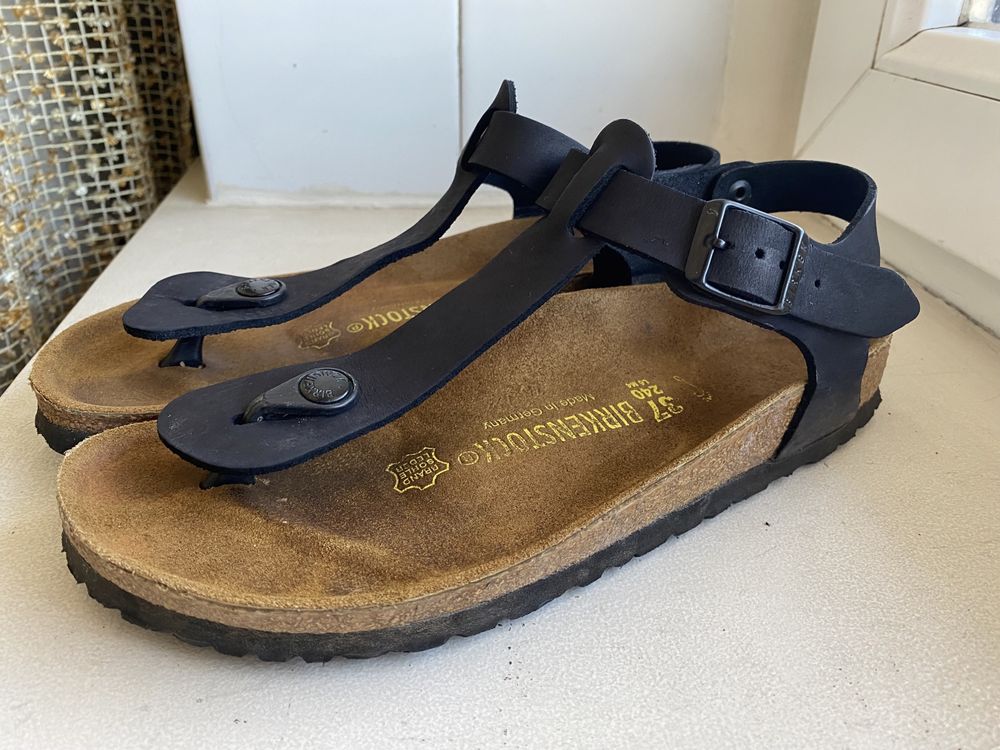 Босоніжки шкіряні Birkenstock 37р. оригінал