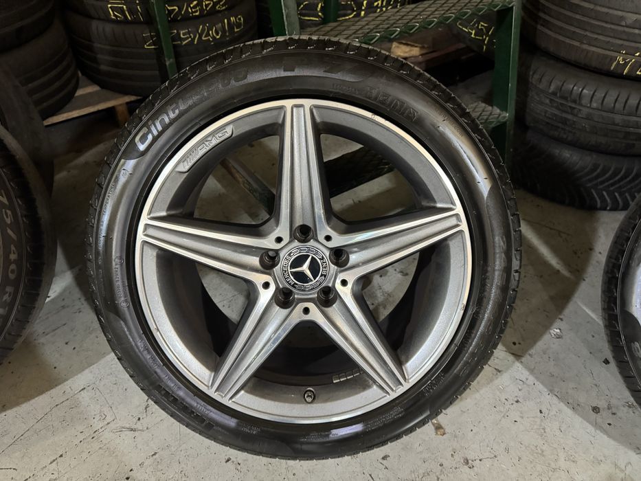 Jantes 18 Mercedes AMG  e300 coupe de 2021 pneus NOVOS.