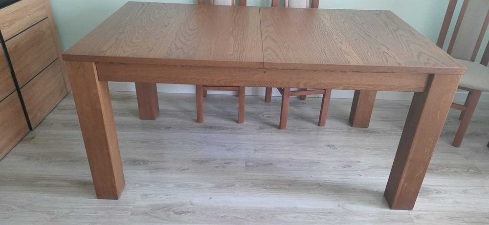 Sprzedam stół drewniany, rozkładany