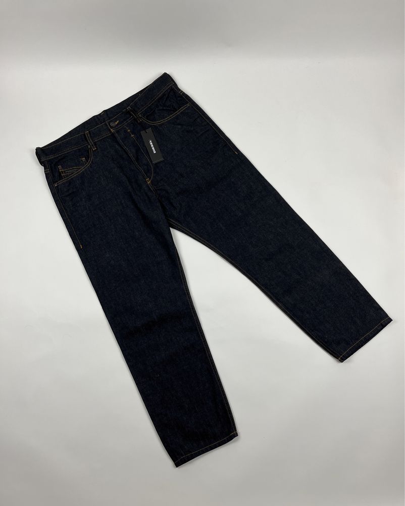 Diesel Rhial-R Slim Carrot Jeans