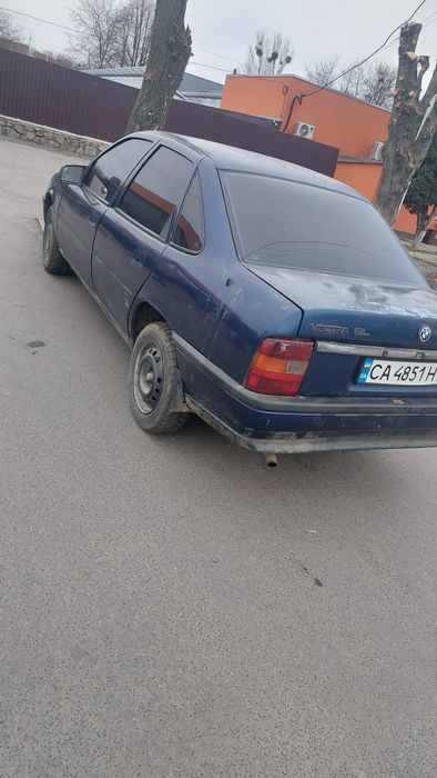 Опель вектра а 1992 мото1.6