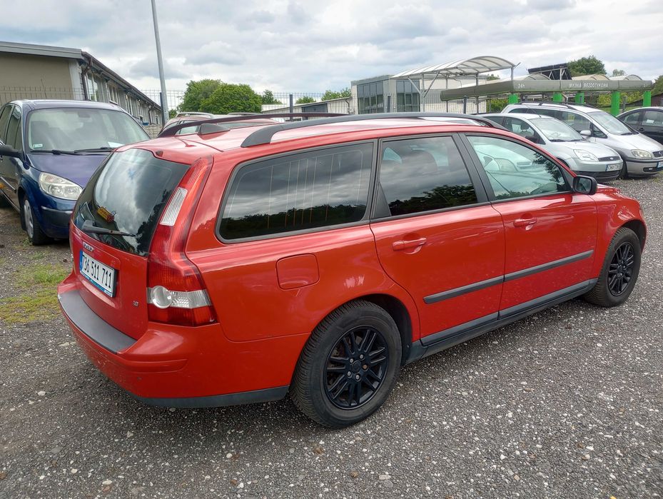 Volvo V50 1.8B 125KM 2006 * skóry klima el szyby grzane fotele * TORUŃ