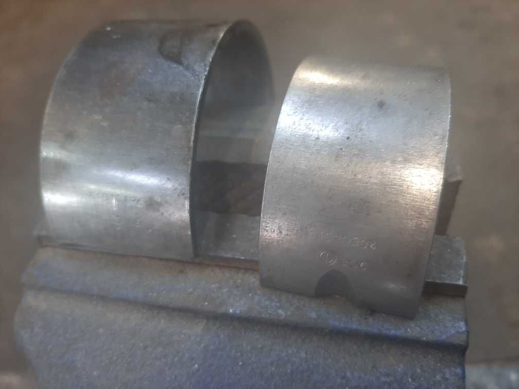 Wał korbowodowy z Panewkami Ursus C-4011,C-355,C-360,Stan DB