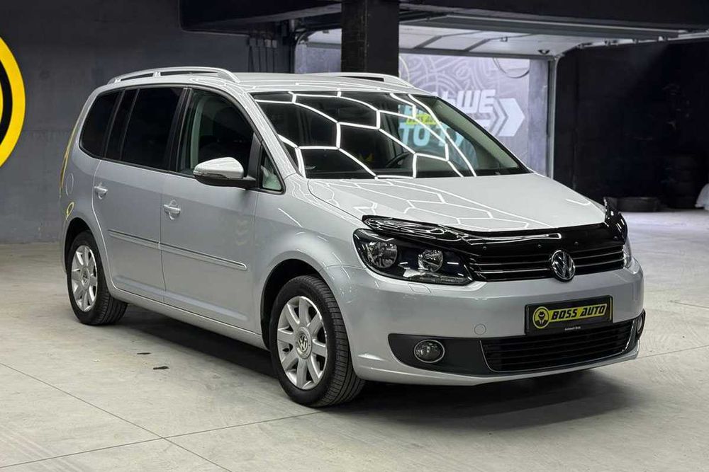 Volkswagen Touran 2012