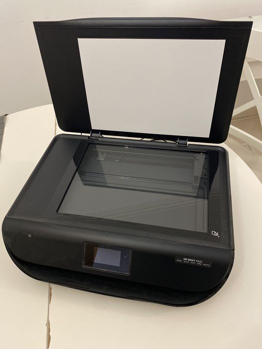 Impressora multifunções HP Envy 4520