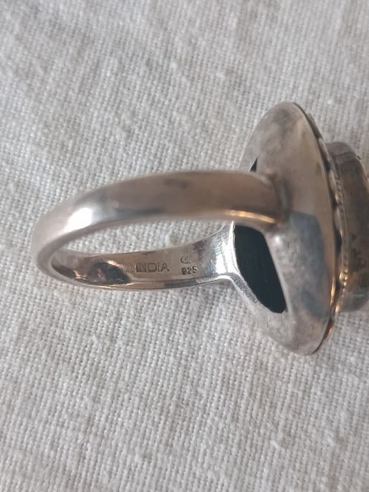 Серебро и большой аметист.Старинное кольцо, перстень. Вес 14 грамм