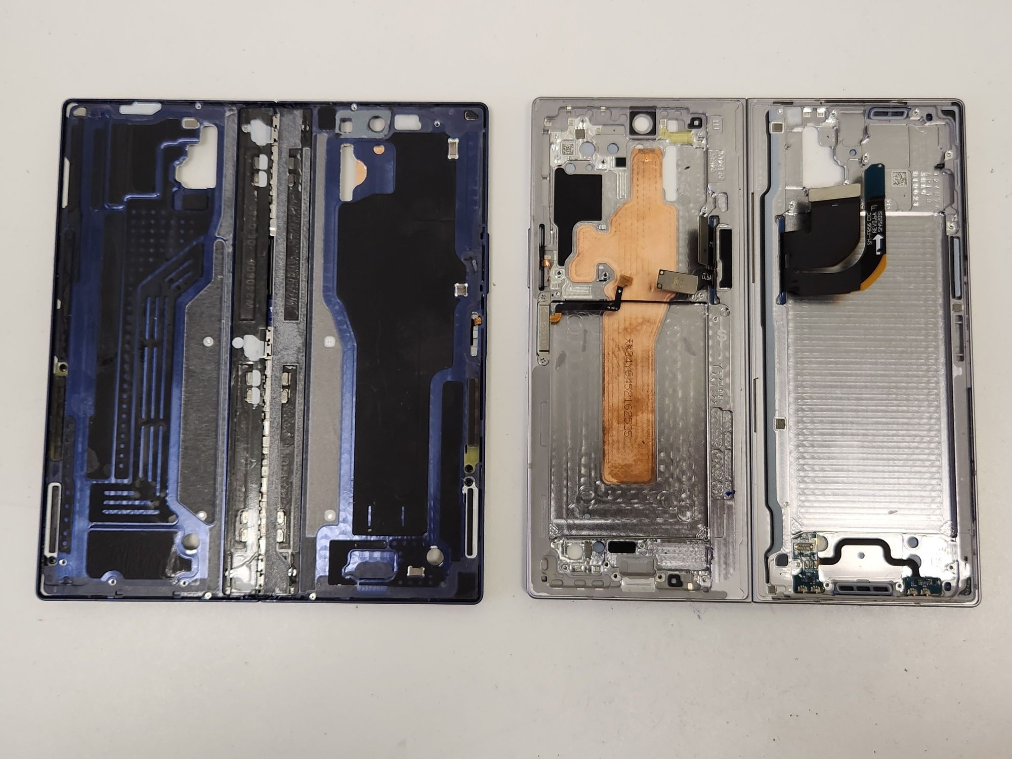 Ремонт Samsung Fold та Flip, всі моделі