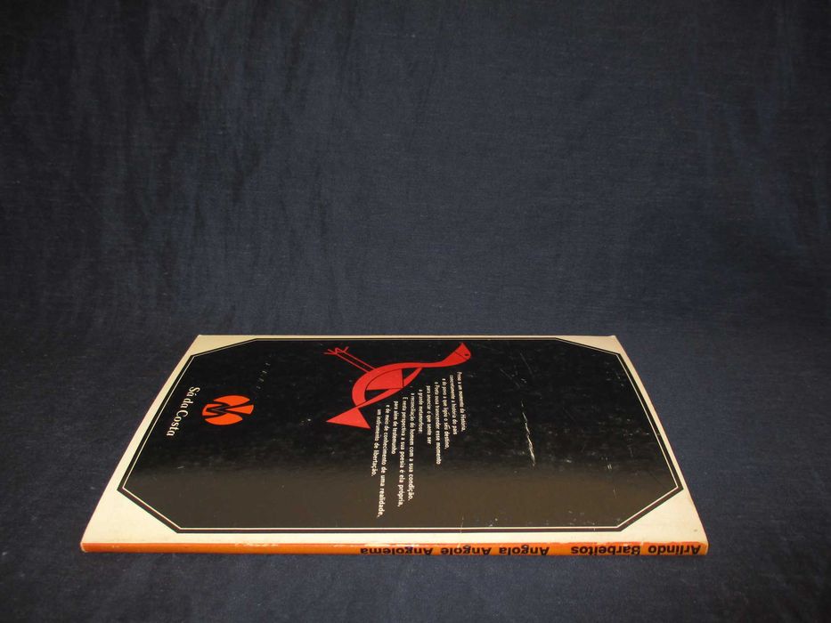 Livro Angola Angolé Angolema Arlindo Barbeitos