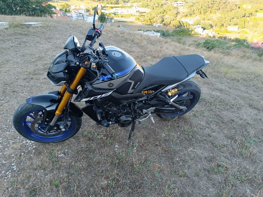 Yamaha   MT 09 SP